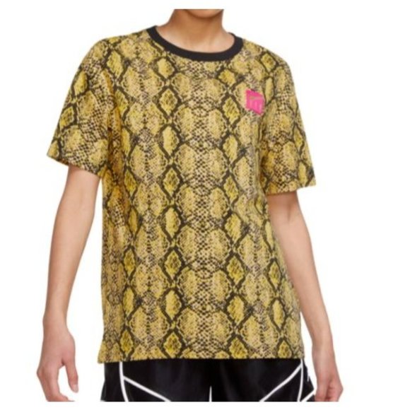 Nike Basketball T Shirt Womens Boyfriend Loose Fit DN3051-102 Yellow Printed Sma - Picture 1 of 2